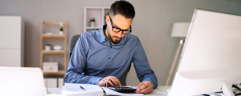 métiers de la comptabilité et de la finance qui paient bien : contrôleur de gestion 